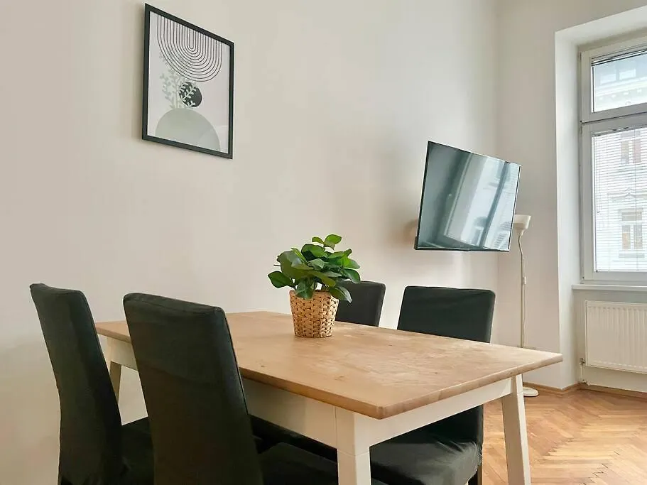 Sunny Central Apartment Vienna Austria