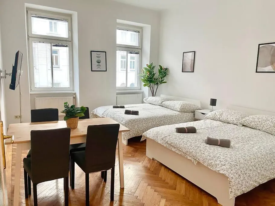 Sunny Central Apartment Vienna Austria